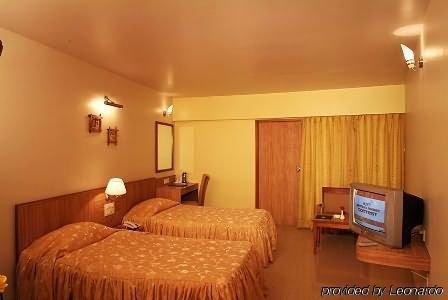 Sahil Sarovar Portico Lonavala Værelse billede