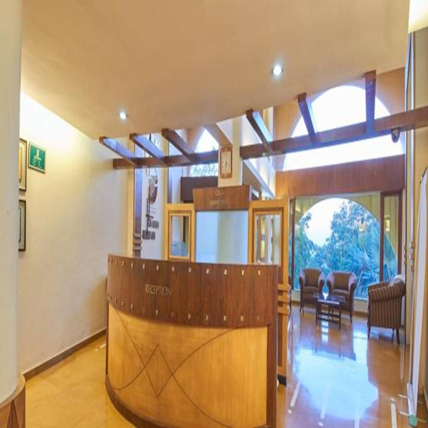Sahil Sarovar Portico Lonavala Eksteriør billede