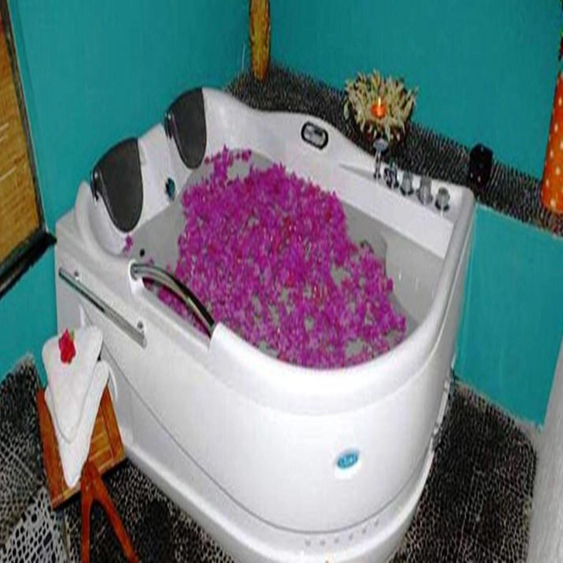 Sahil Sarovar Portico Lonavala Eksteriør billede